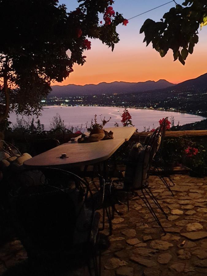 Unique View Apartment Kalamata Eksteriør billede